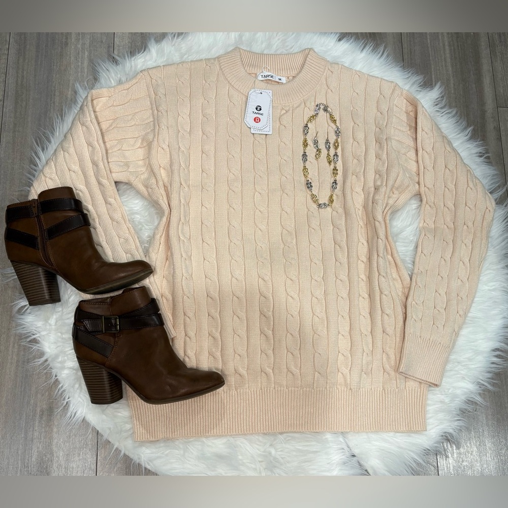 Unisex Cream Cable Knit Sweater
